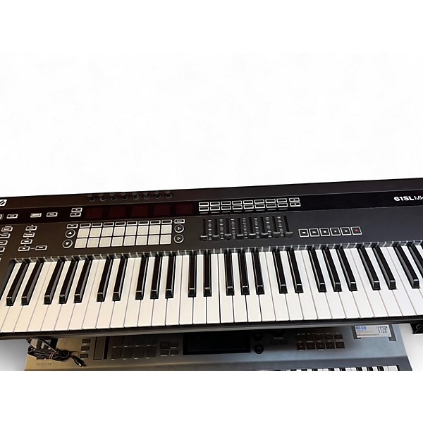 Used Native Instruments Komplete Kontrol S61 MIDI Controller