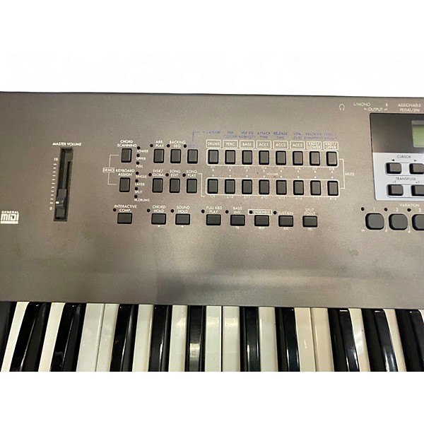 Used KORG iX300 Keyboard Workstation