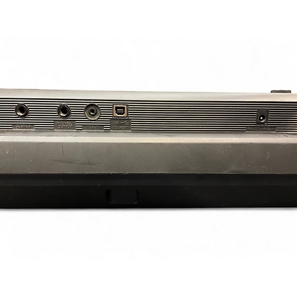 Used Yamaha PSRE373 61 Key Portable Keyboard