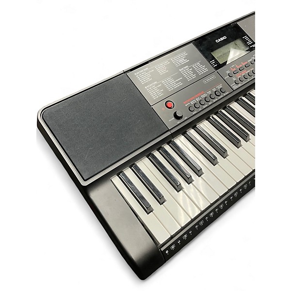 Used Yamaha CTX700 Keyboard Workstation