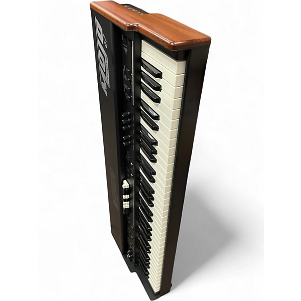 Used Crumar MOJO 61 Organ