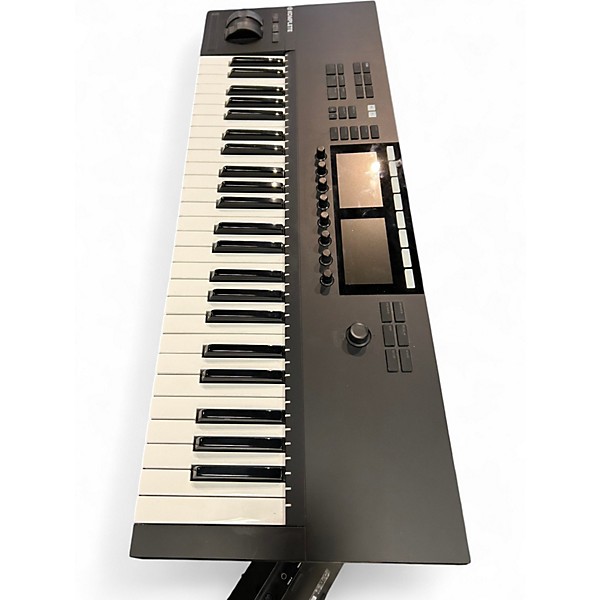 Used Native Instruments Komplete Kontrol S49 MK2 MIDI Controller