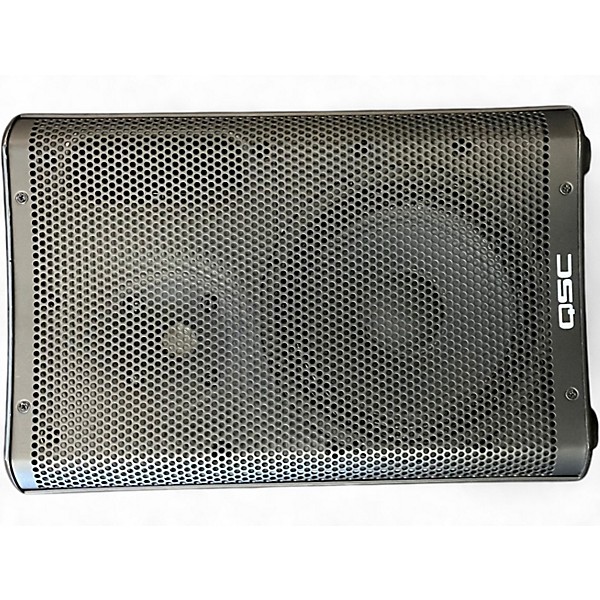 Used QSC cp8 Powered Speaker
