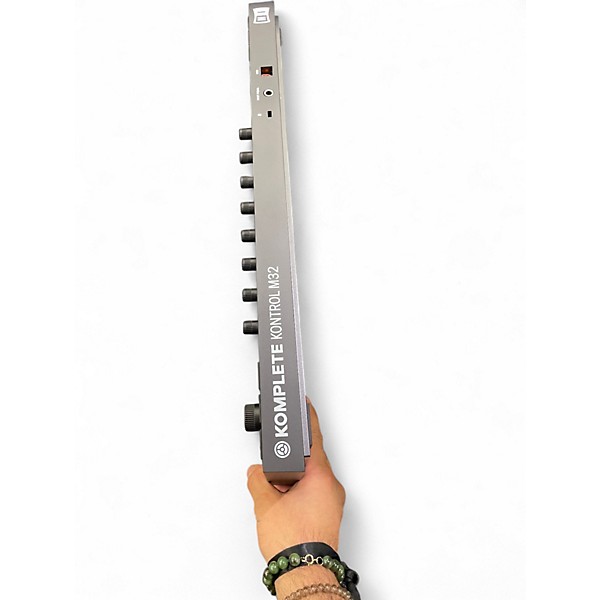 Used Native Instruments KOMPLETE KONTROL M32