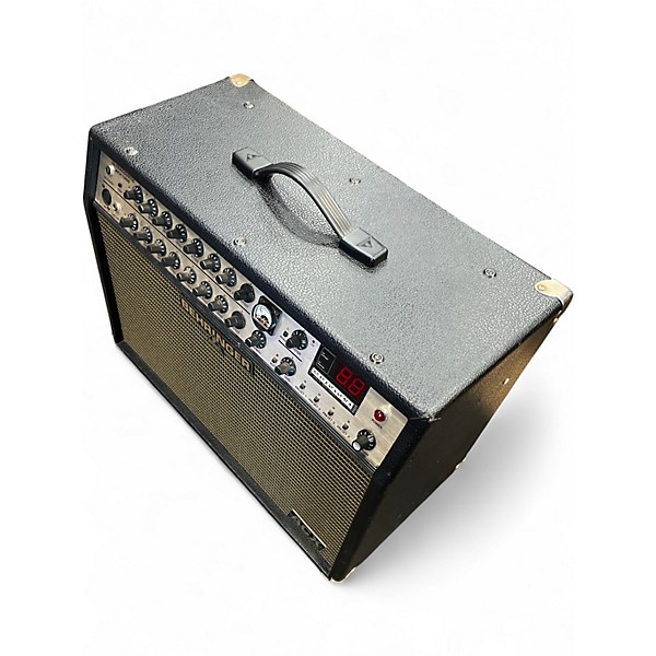 Used Behringer ULTRACOUSTIC Guitar Combo Amp