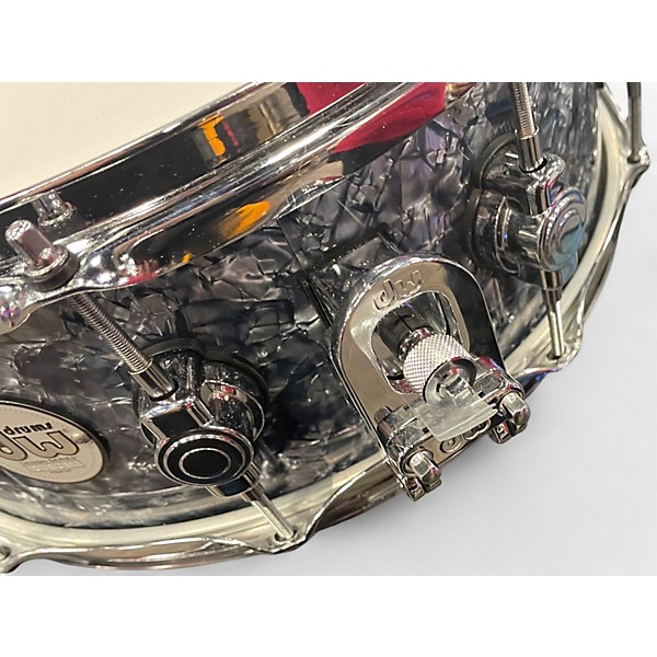 Used DW 5.5X14 Design Series Snare BLUE OYSTER Drum