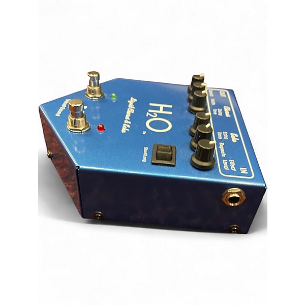 Used Visual Sound H2O Liquid Chorus Echo Effect Processor