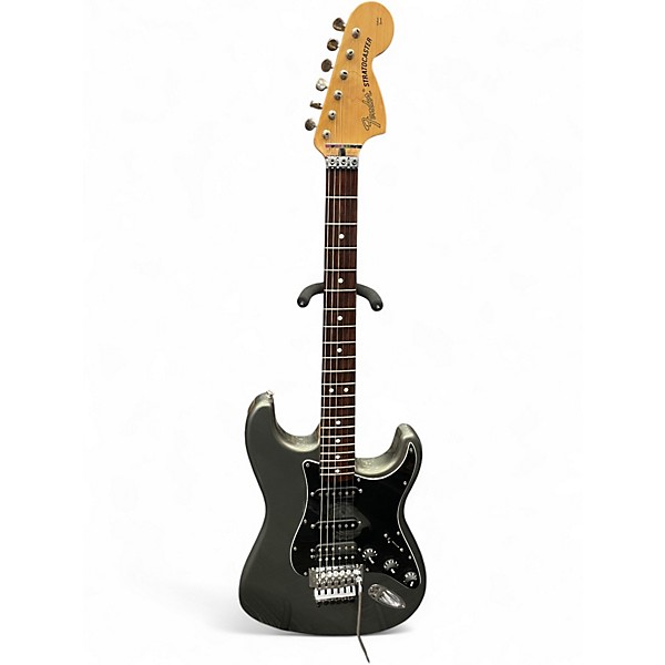 Used Fender  Stratocaster Deluxe Fat Strat Floyd Rose II Black and Silver Solid Body Electric Guitar
