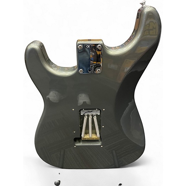 Used Fender  Stratocaster Deluxe Fat Strat Floyd Rose II Black and Silver Solid Body Electric Guitar