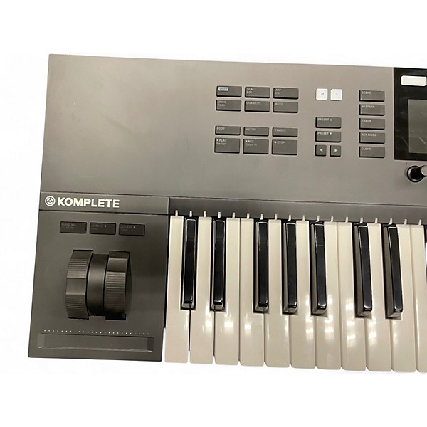 Used Native Instruments Komplete Kontrol S49 MK2 MIDI Controller