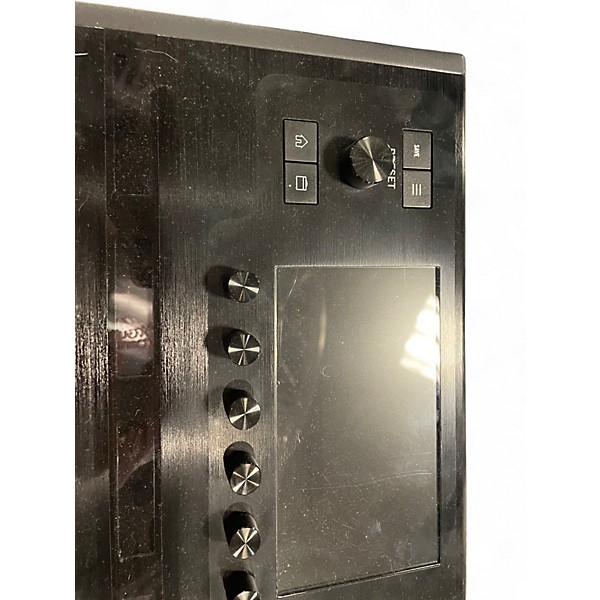 Used Line 6 Helix Effect Processor