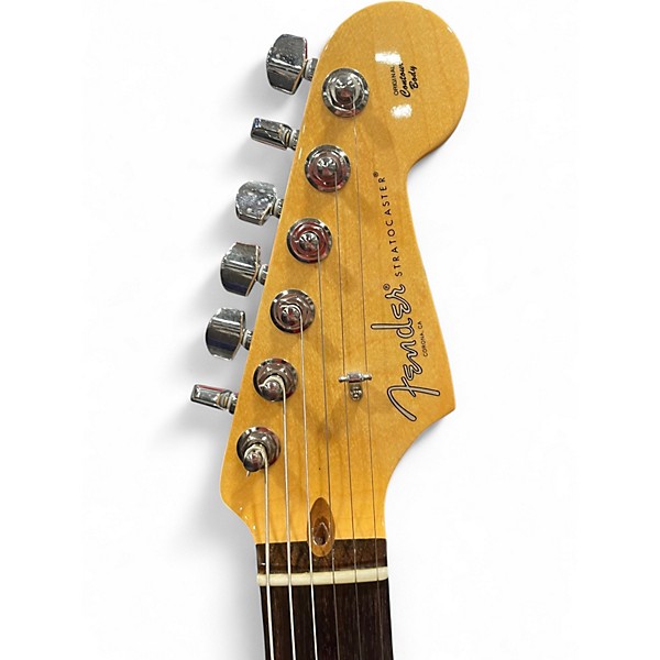 Used Fender American Professional Stratocaster SSS Candy Apple Red Metallic Solid Body Electric Guitar