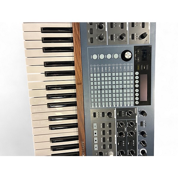 Used Arturia 6-Voice Polyphonic Analog Synthesizer Keyboard Workstation