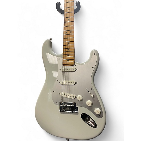 Used Fender American Ultra Stratocaster avalanche Solid Body Electric Guitar
