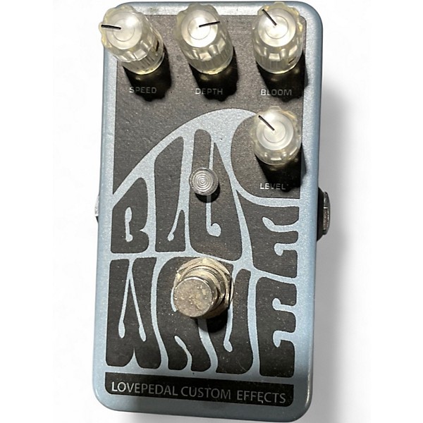 Used Love BLUE WAVE Effect Pedal