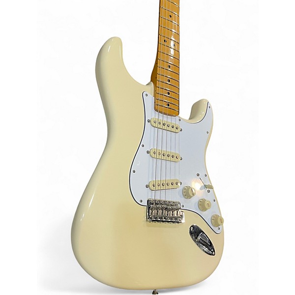 Used Fender Jimi Hendrix Stratocaster White Solid Body Electric Guitar