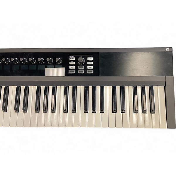 Used Native Instruments Komplete Kontrol S61 MIDI Controller