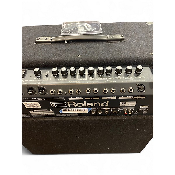 Used Roland KC600 Keyboard Amp