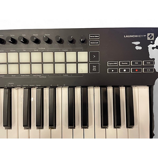 Used Novation LAUNCHKEY 37 MK3 MIDI Controller