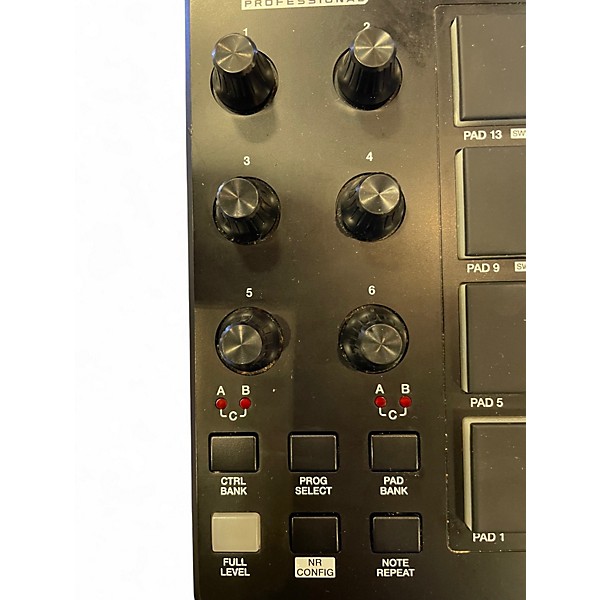 Used Akai Professional MPD218 MIDI Controller