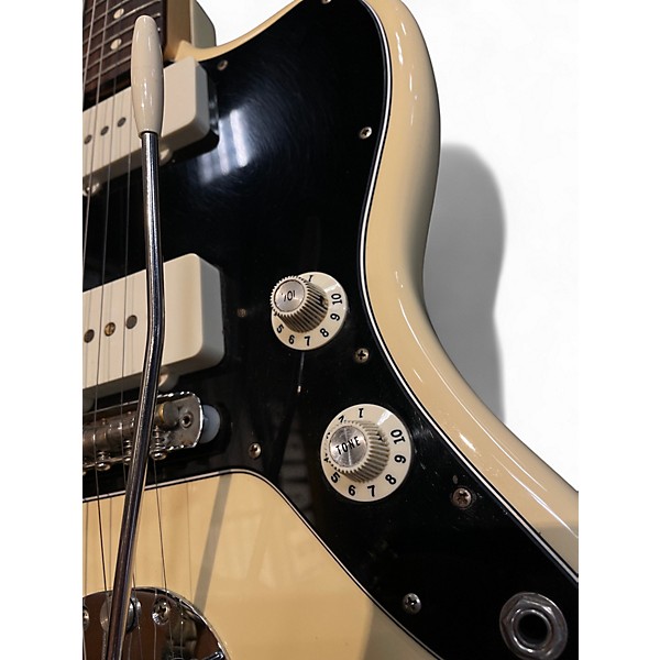 Used Fender American Professional Jazzmaster White Solid Body Electric Guitar