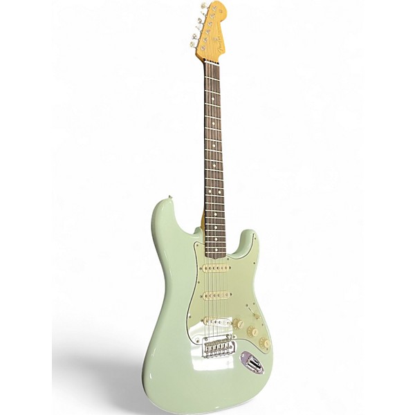 Used Fender Classic Player '60s Stratocaster Sonic Blue Solid Body Electric Guitar