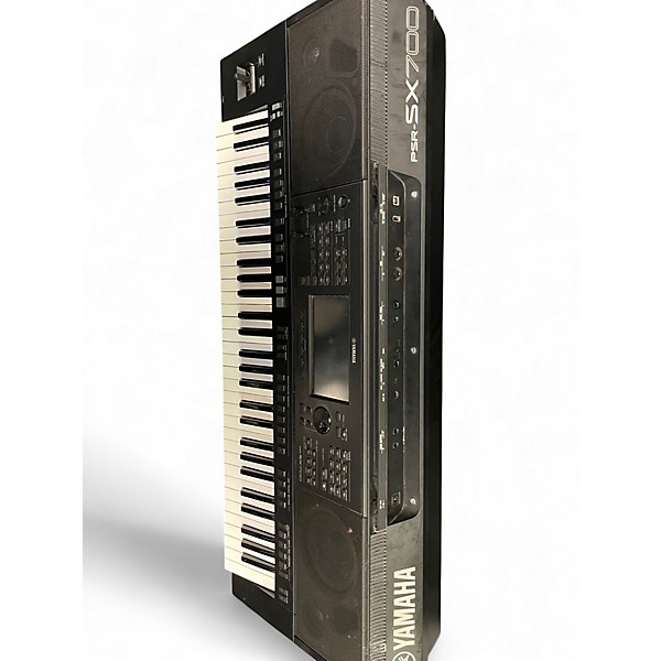 Used Yamaha PSRSX700 61 Key Arranger Keyboard