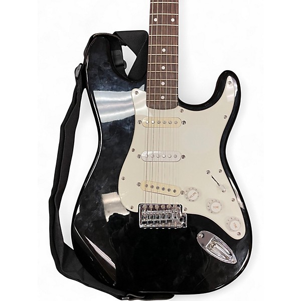 Used Squier Affinity Stratocaster Black and White Solid Body Electric Guitar