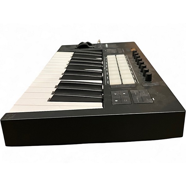 Used Novation Launchkey 25 Key MIDI Controller
