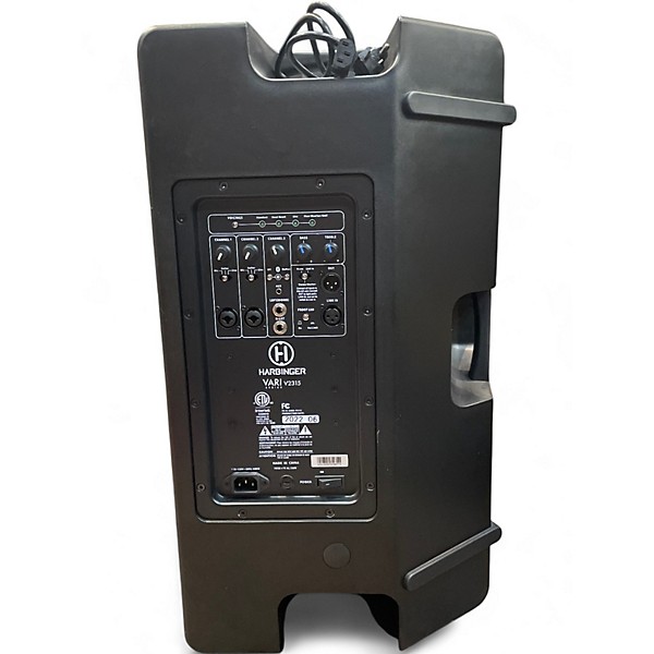 Used Harbinger VARI V2315 Powered Speaker