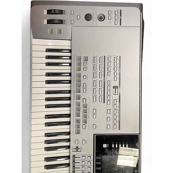 Used Yamaha Tyros 5 76 Key Arranger Keyboard