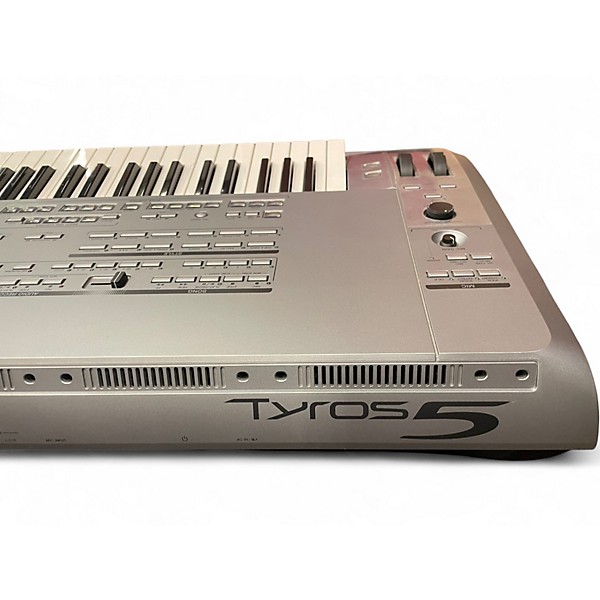 Used Yamaha Tyros 5 76 Key Arranger Keyboard