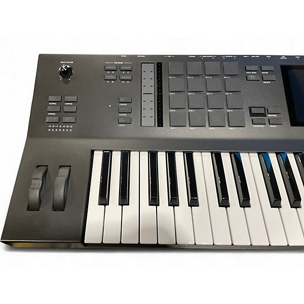 Used Akai Professional MPC Key 61 Keyboard Workstation