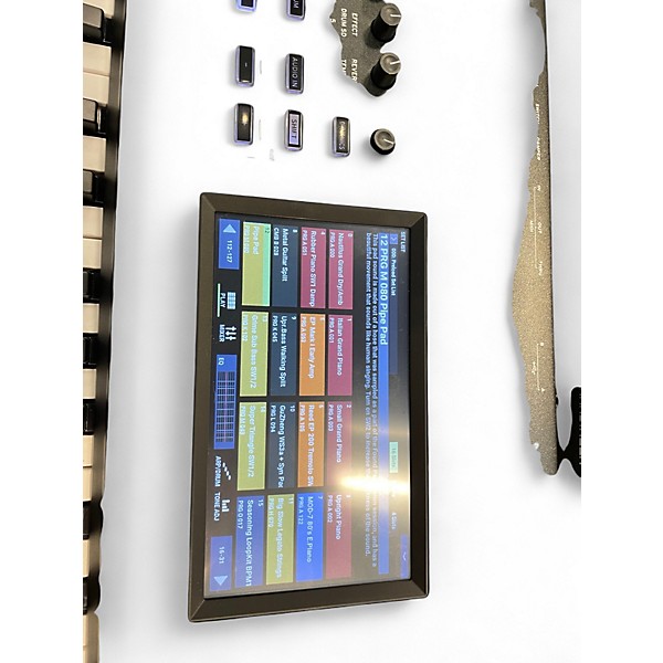 Used KORG NAUTILUS 73 Keyboard Workstation