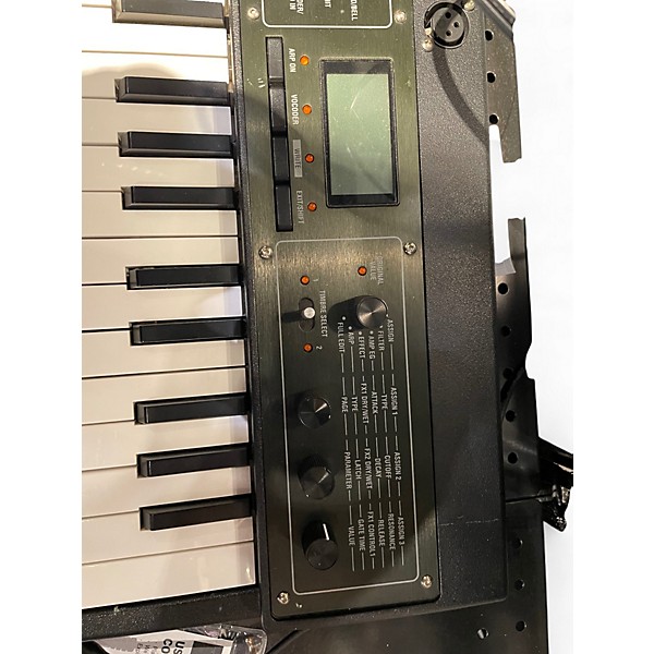 Used KORG Micro Korg XL 37 Key Synthesizer