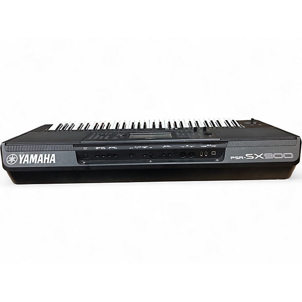 Used Yamaha PSR-SX 900