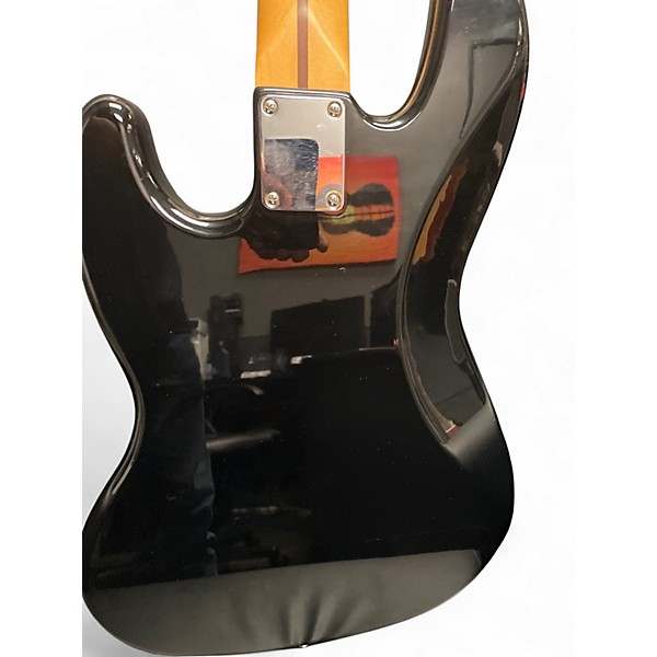 Used Fender Standard Fretless Jazz Bass Black Electric Bass Guitar