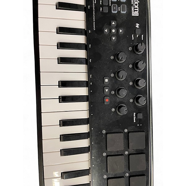 Used M-Audio axiom mini key 32 MIDI Controller