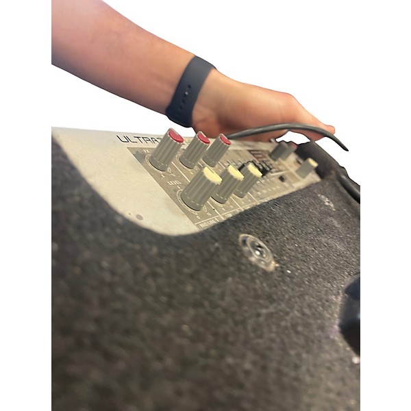 Used Behringer K450FX 45W Keyboard Amp