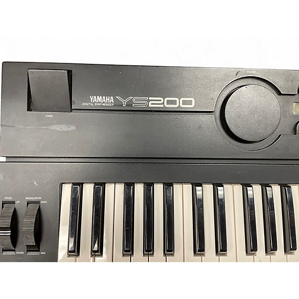 Used Yamaha ys 200 Synthesizer