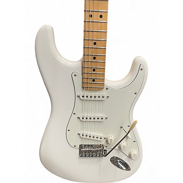Used Fender Player Stratocaster Polar White Solid Body Electric Guitar