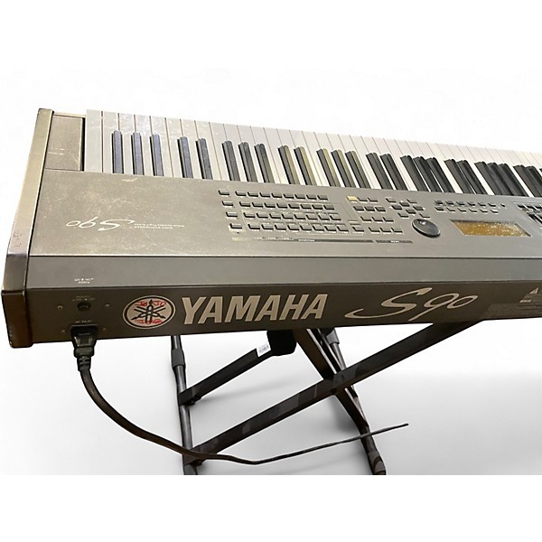 Used Yamaha S90 Digital Piano