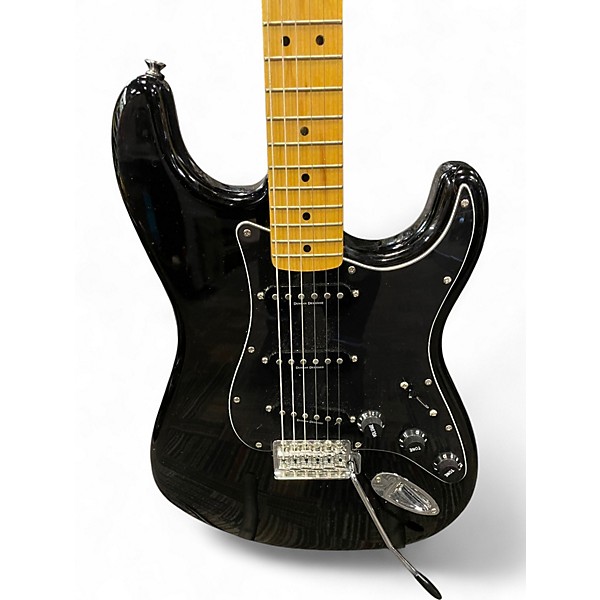 Used 2014 Squier Vintage Modified 70s Stratocaster Black Solid Body Electric Guitar