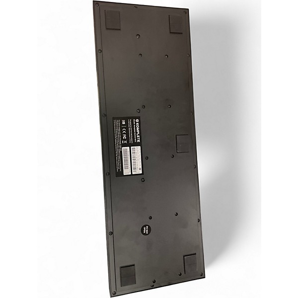 Used Native Instruments Komplete Kontrol M32 MIDI Controller