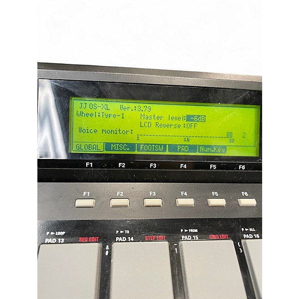 Used Akai Professional MPC 2500 Drum Machine