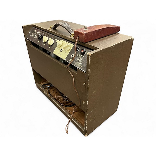 Vintage 1960 Magnatone Troubadour 213 Tube Guitar Combo Amp