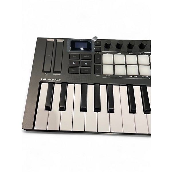 Used Novation Launchkey 25 Key MIDI Controller