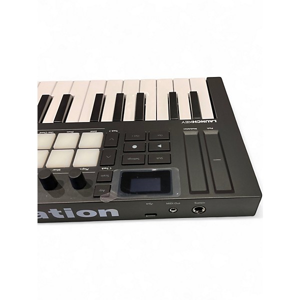 Used Novation Launchkey 25 Key MIDI Controller