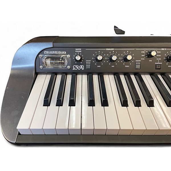 Used KORG SV173 73 Key Stage Piano