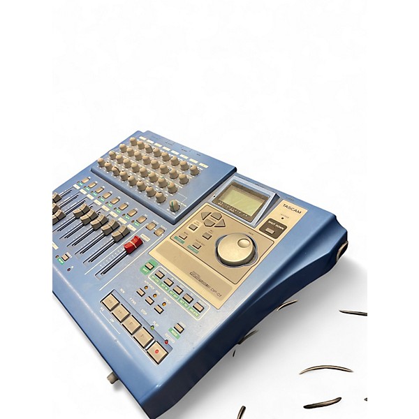 Used TASCAM dp01 Powered Mixer